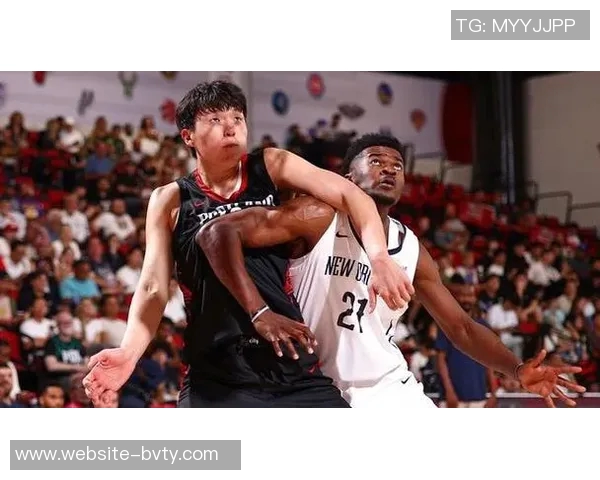 开拓者中锋需具备三分投射能力瀚森虽有潜力但命中率波动较大