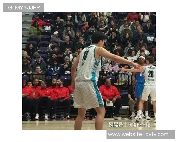 混音主帅赞瀚森与球队默契提升共同打球让彼此更加舒适