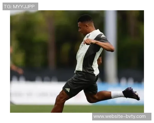 贡萨洛赛后自谦称姆巴佩天然替补赞其为世界最佳球员