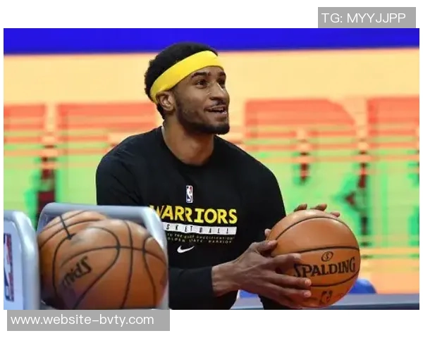 穆迪三分雨下32分闪耀全场张佳玮称赞首发组合攻势如虹